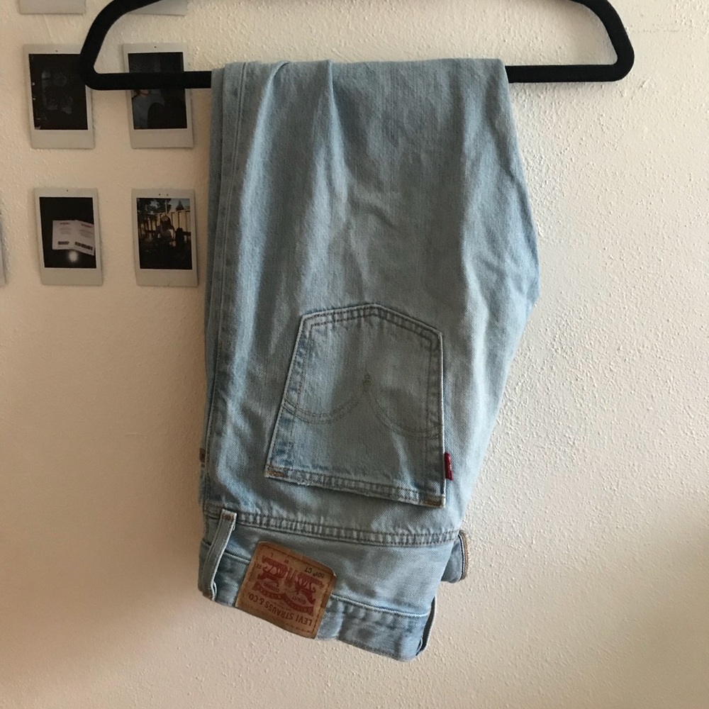 Levi’s light wash denim jeans